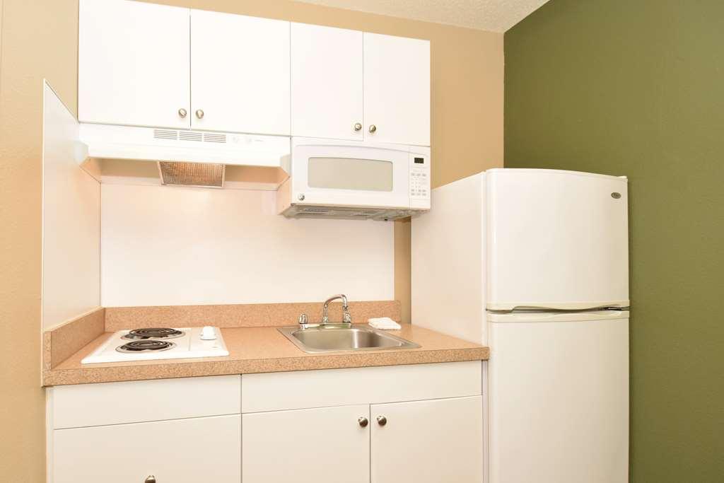 Extended Suites - Orange County - Бреє Номер фото