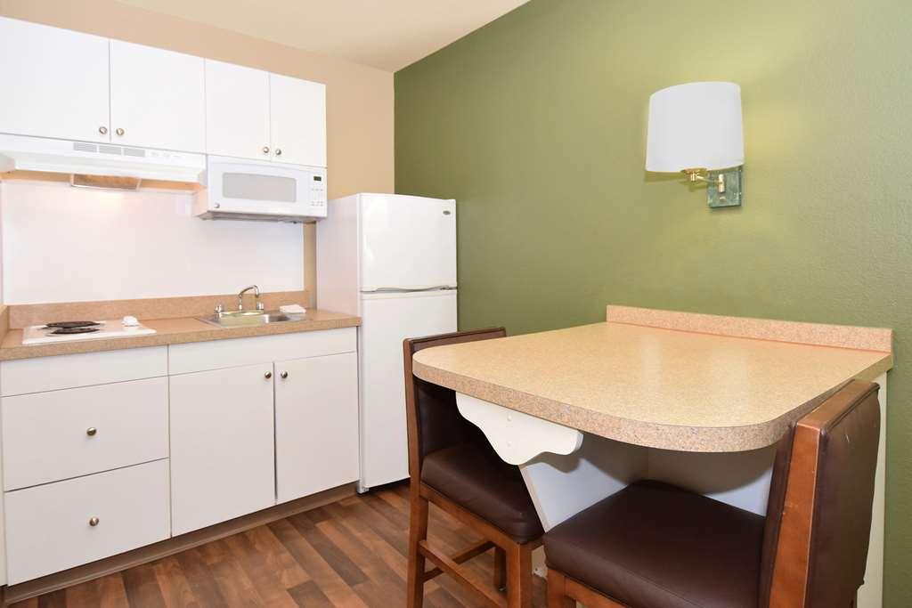 Extended Suites - Orange County - Бреє Номер фото